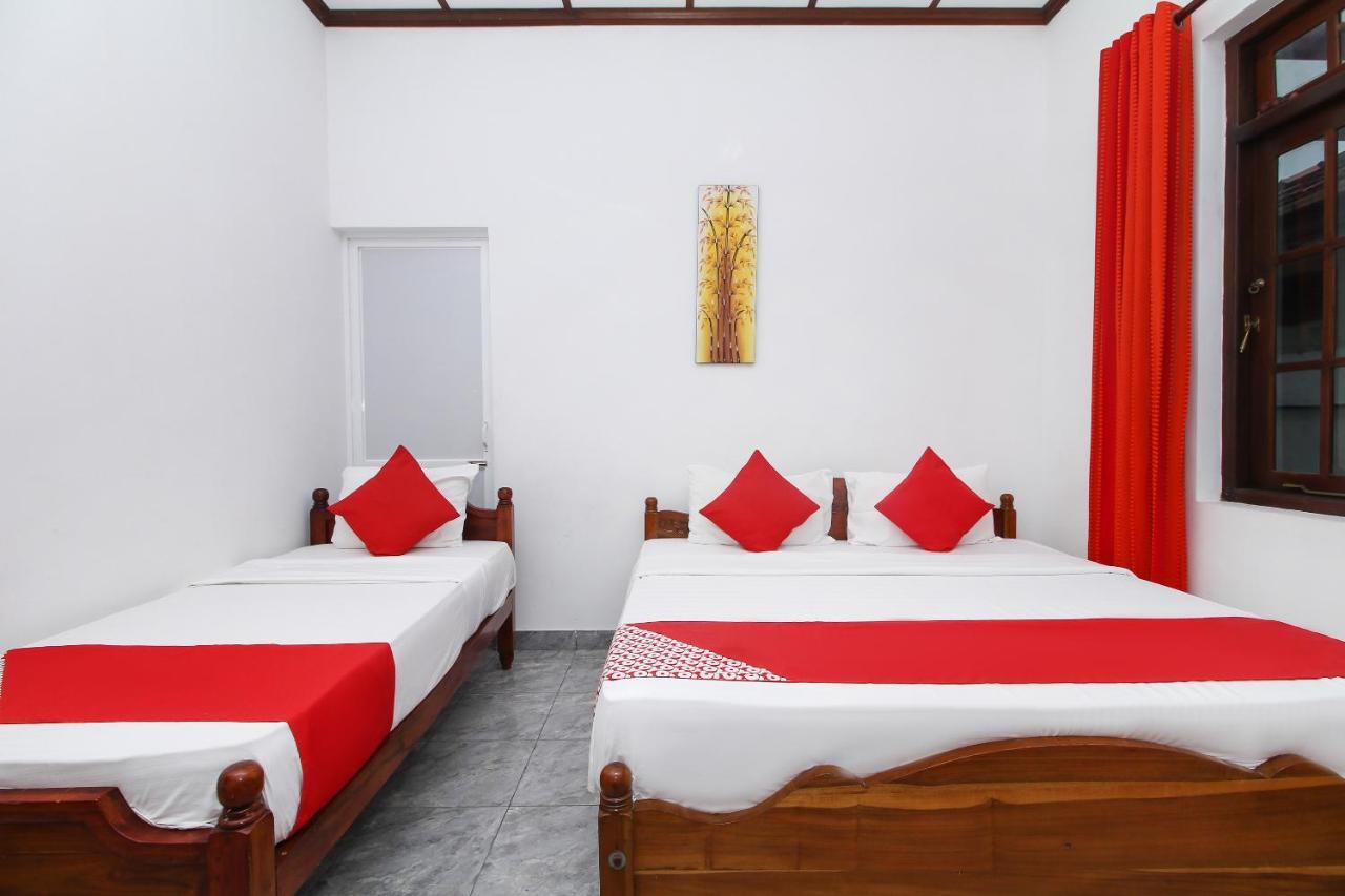 Leo'S Home Stay Dehiwala-Mont Lavinia Extérieur photo