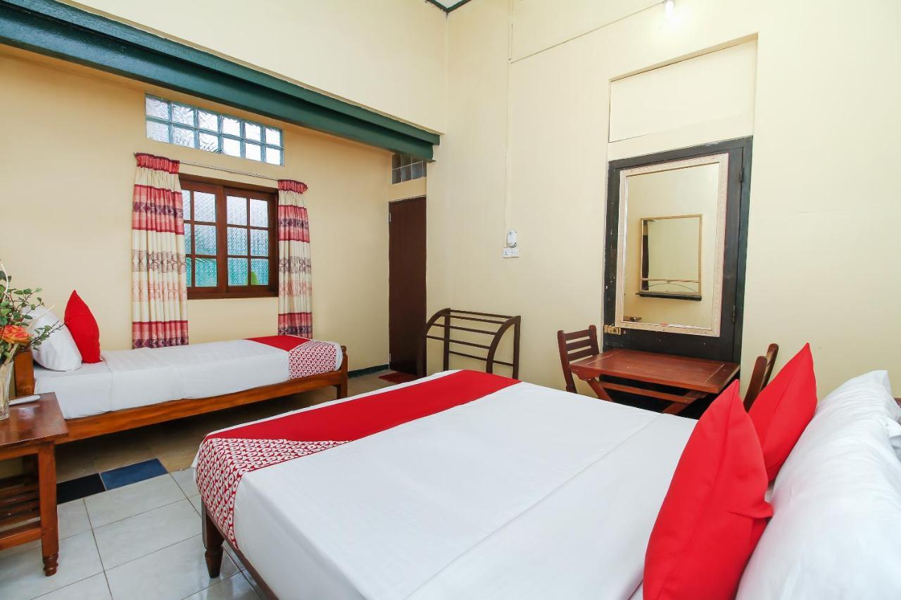 Leo'S Home Stay Dehiwala-Mont Lavinia Extérieur photo