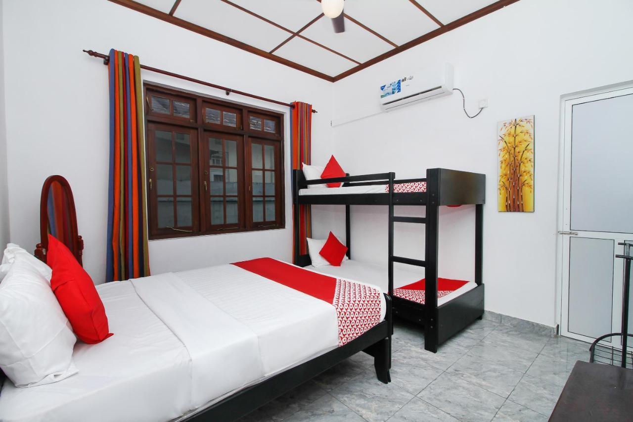 Leo'S Home Stay Dehiwala-Mont Lavinia Extérieur photo